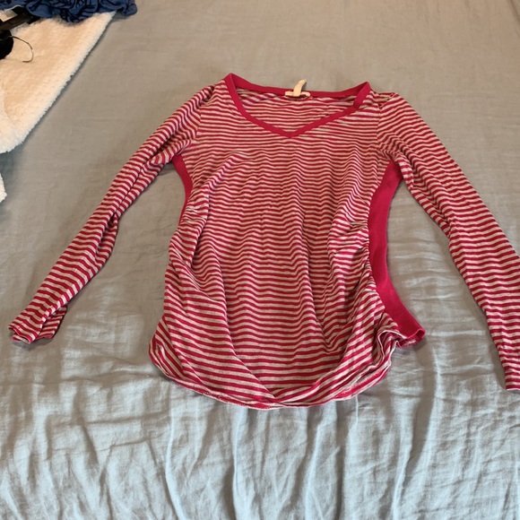 Bundle of 3 maternity tops sz medium - Picture 7 of 9